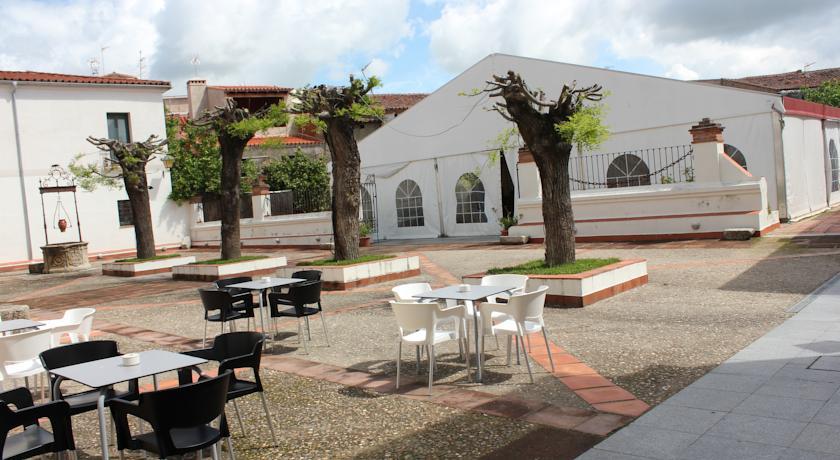 Sumaiya El Palacio Coria Eksteriør bilde
