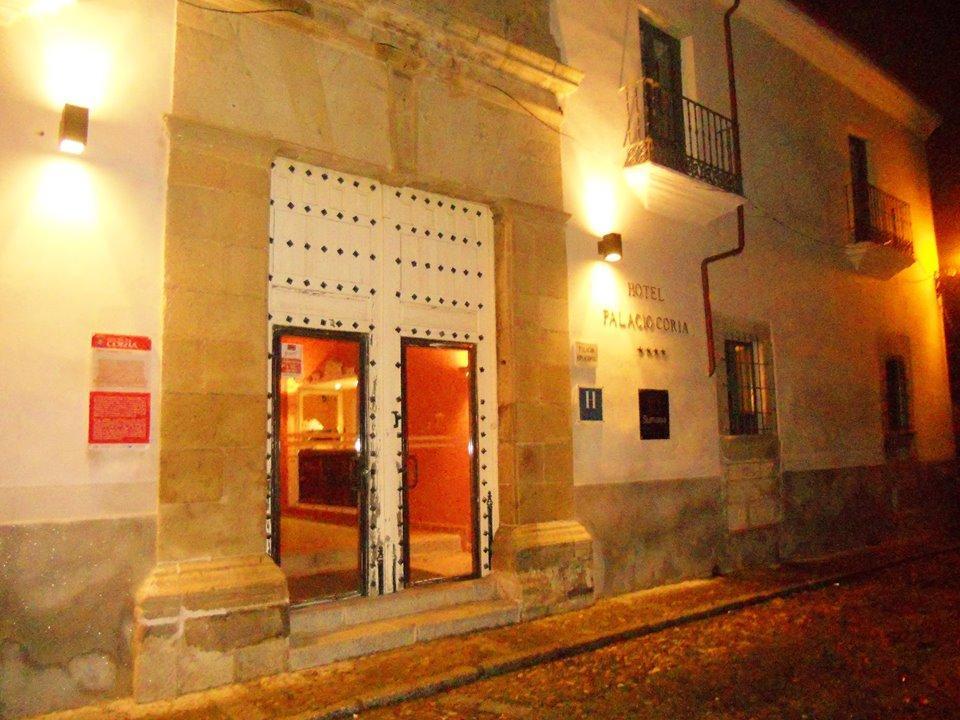Sumaiya El Palacio Coria Eksteriør bilde